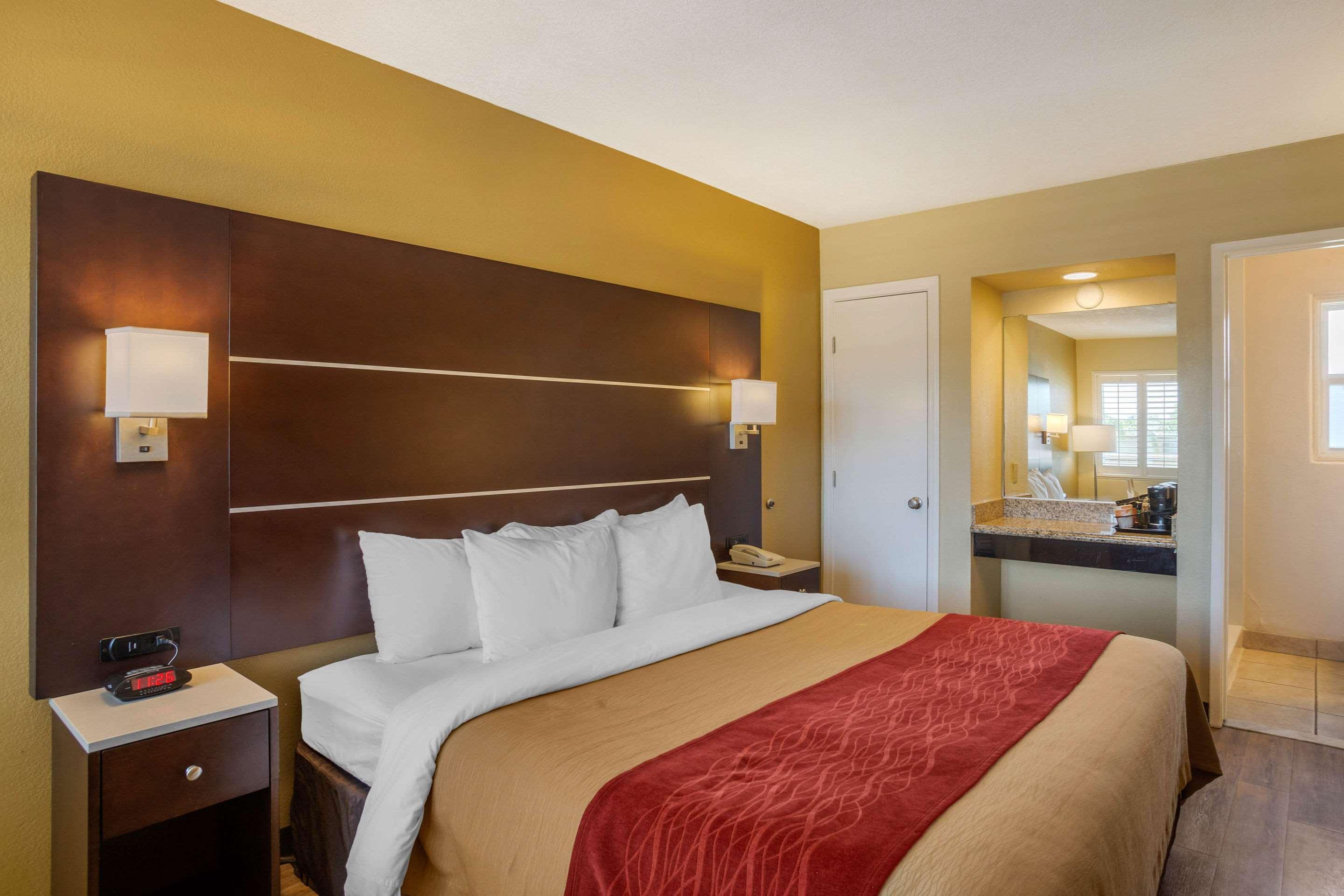 Comfort Inn San Diego Airport At The Harbor Esterno foto