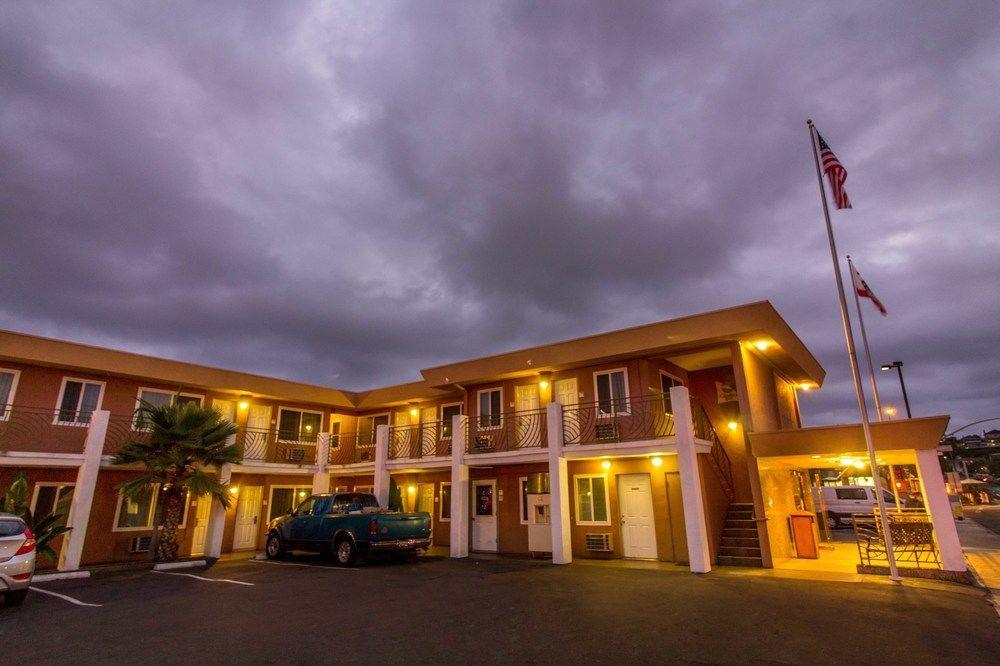 Comfort Inn San Diego Airport At The Harbor Esterno foto