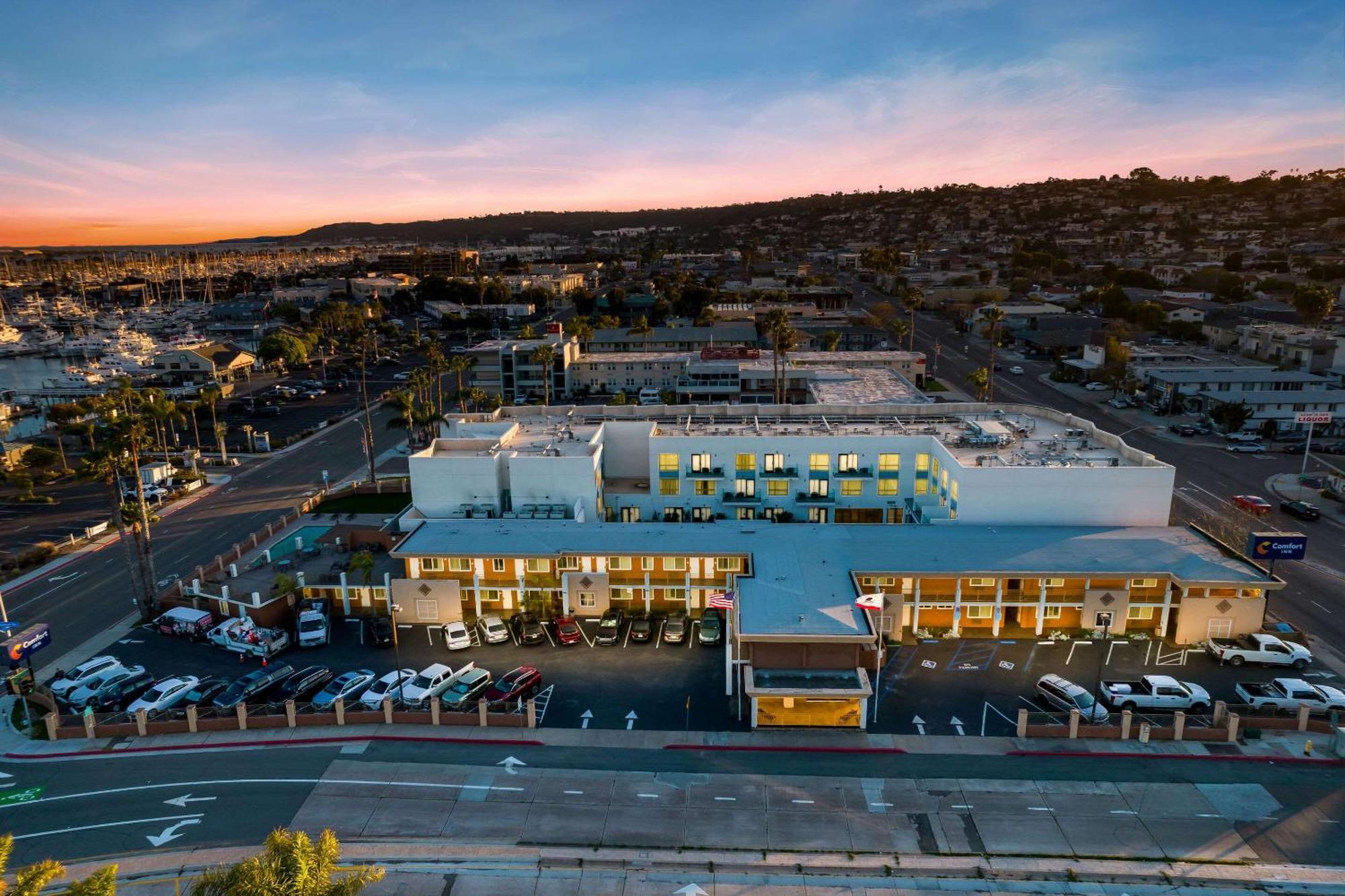 Comfort Inn San Diego Airport At The Harbor Esterno foto