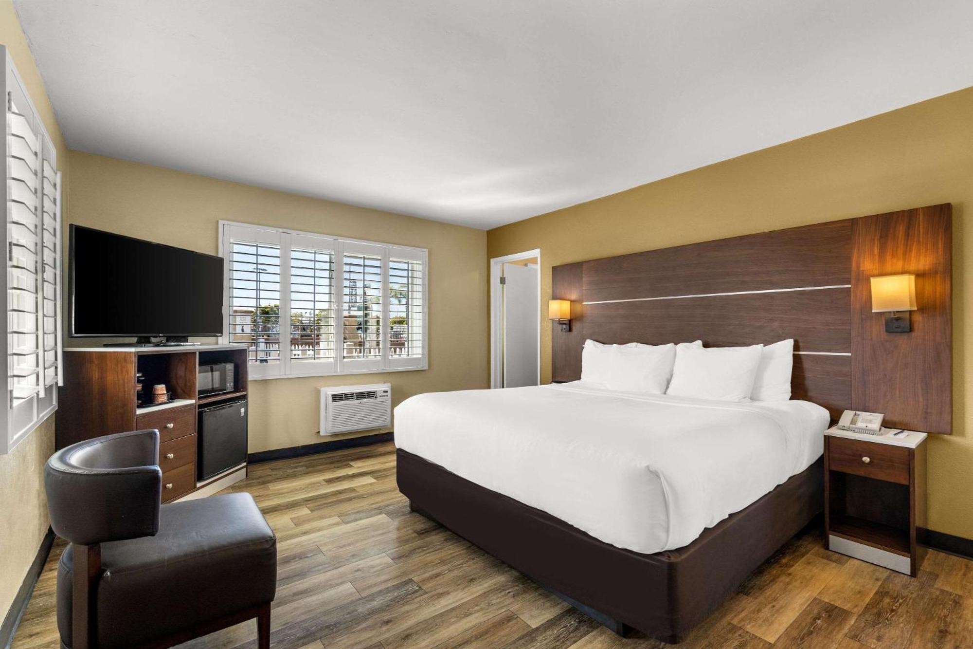 Comfort Inn San Diego Airport At The Harbor Esterno foto